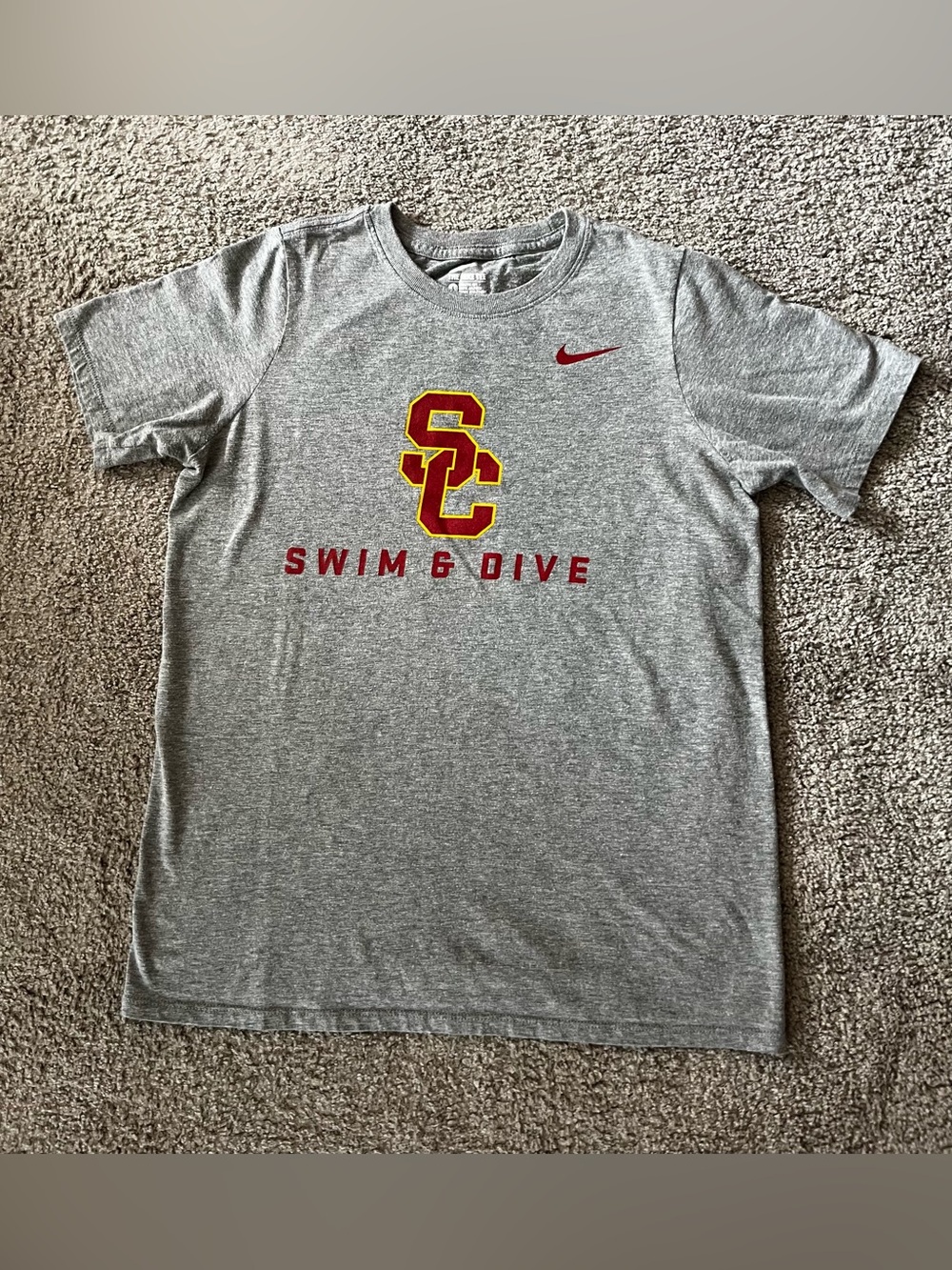 Nike - Gray USC Trojans - Swim & Dive Shirt - Junior’s Size L